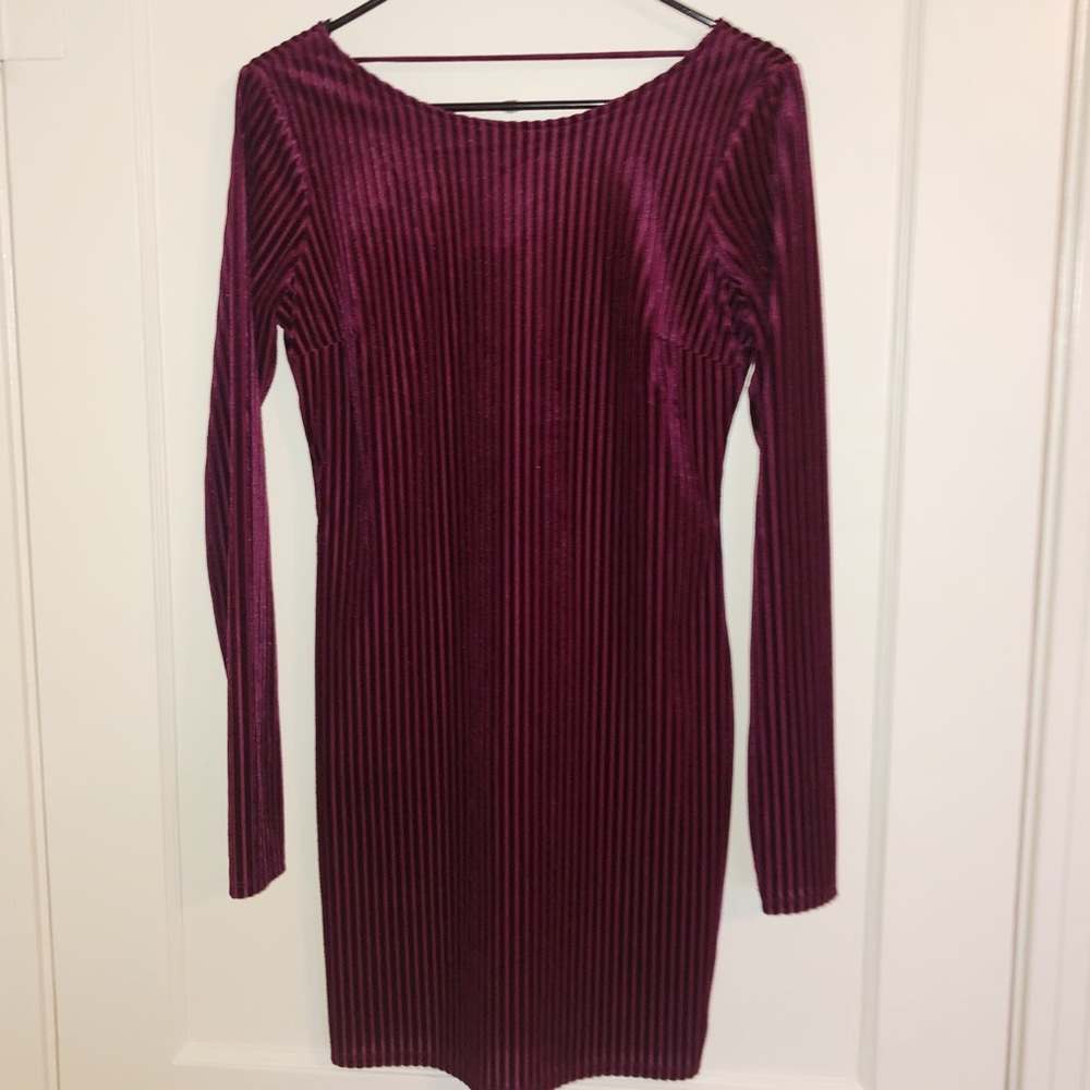 Forever 21 Maroon Velvet Mini Dress